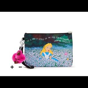 Disney's Alice In Wonderland Pouch Kipling